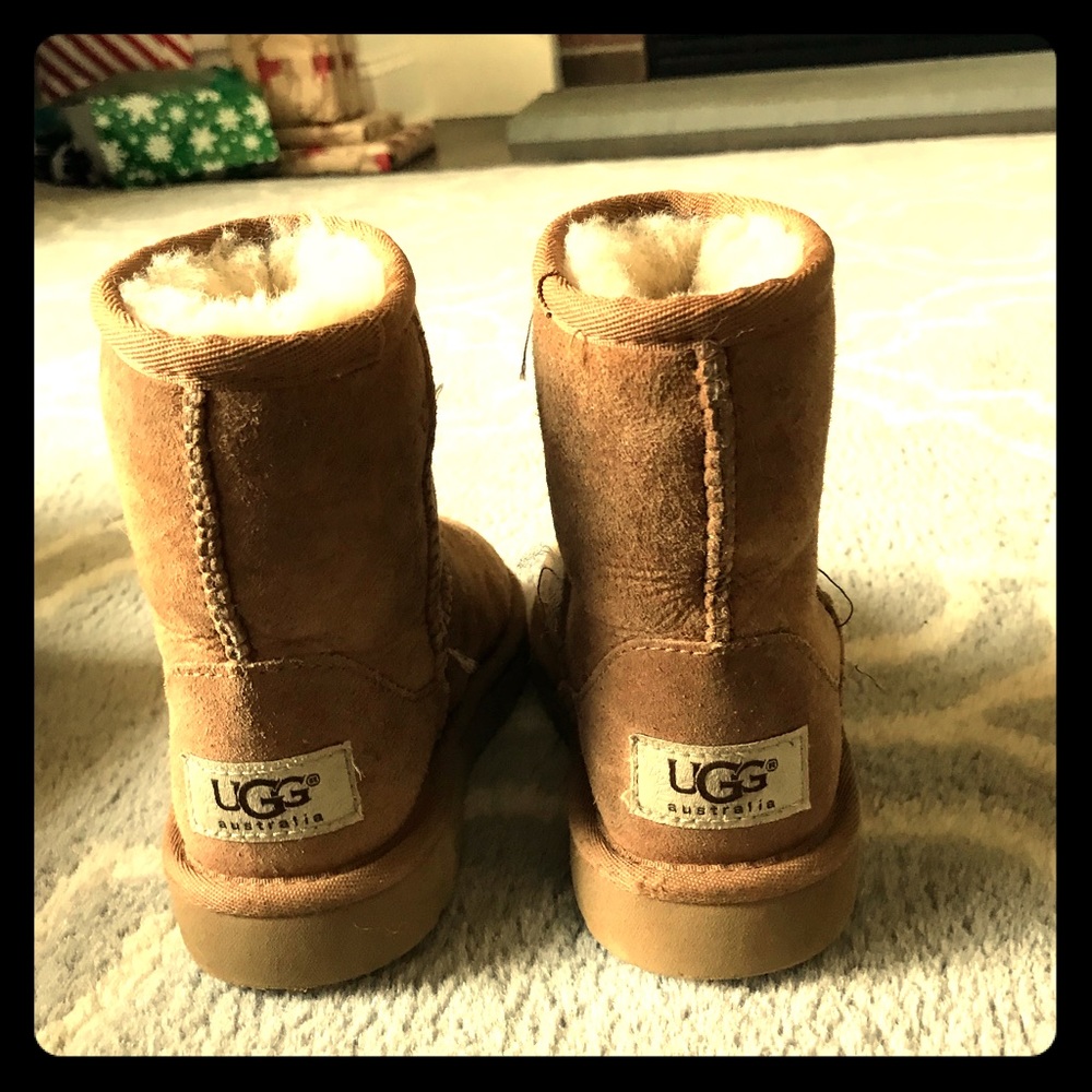 Children’s Ugg classic boot